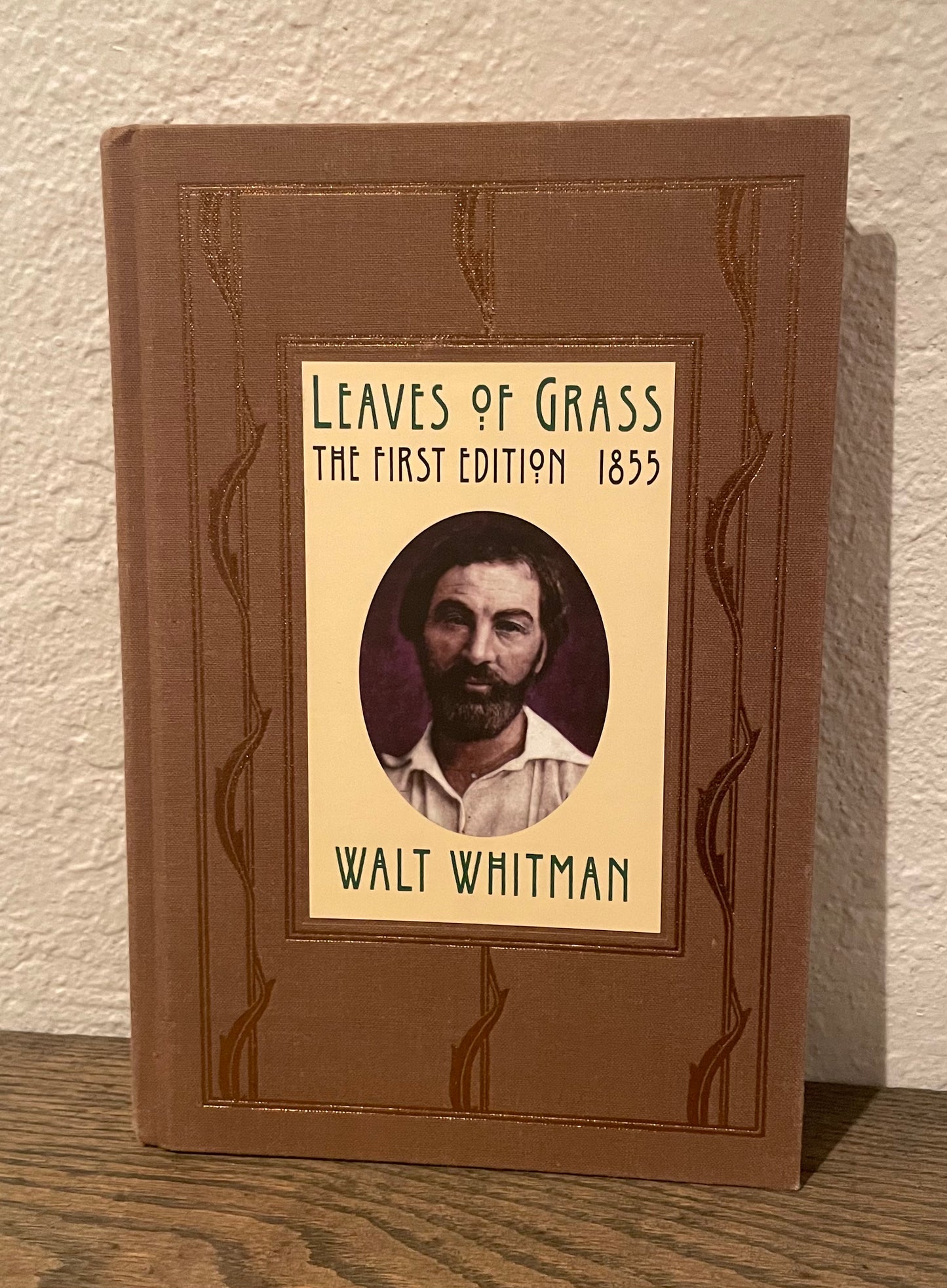 Leaves of Grass. Walt Whitman.