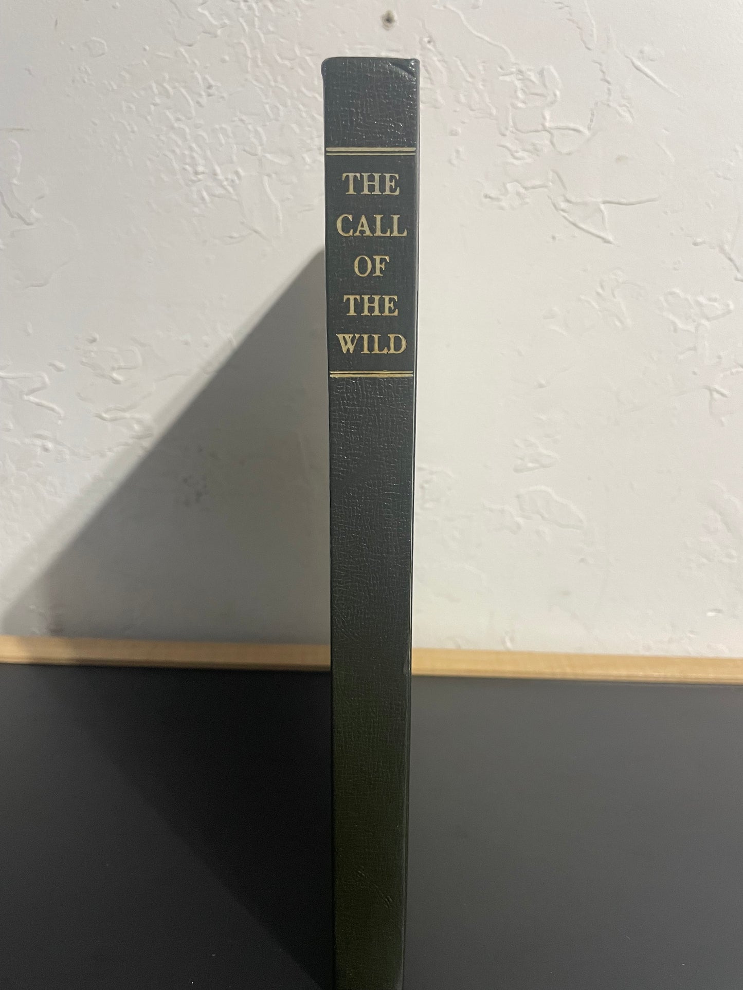 The Call of the Wild. Jack London. Heritage Press. 1960